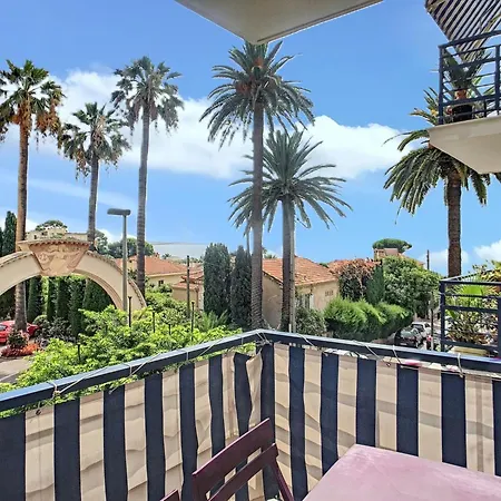 Appartement Charmant A Cannes Avec Vue Sur La Mer 33 M²